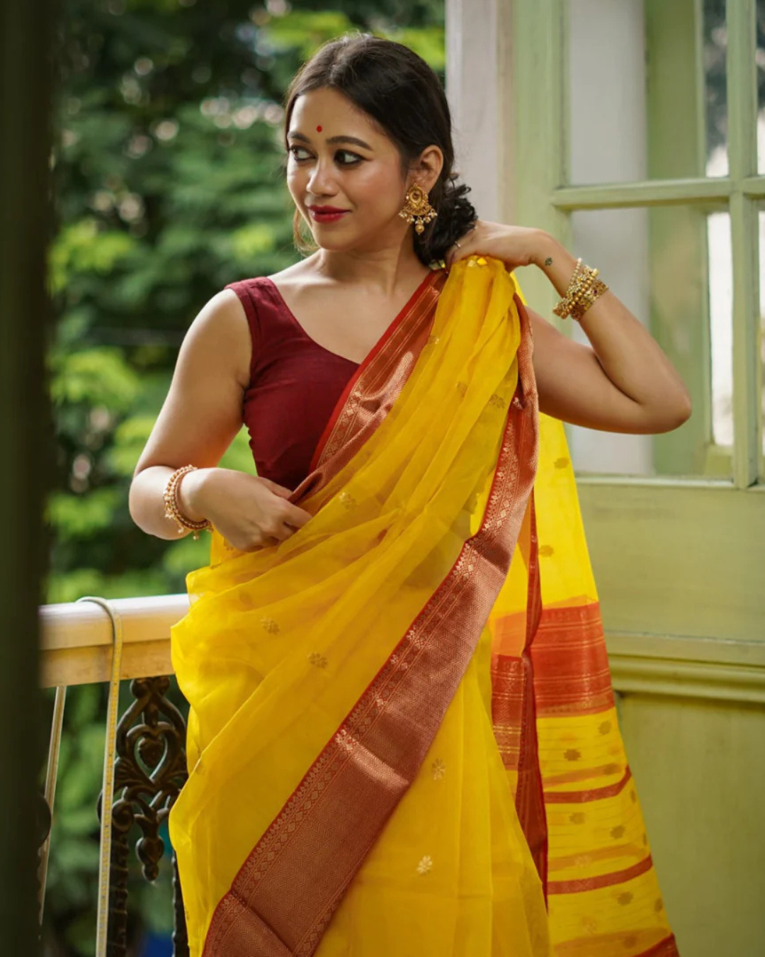 Sunset Radiance - Yellow & Red Handloom Chanderi Silk Saree