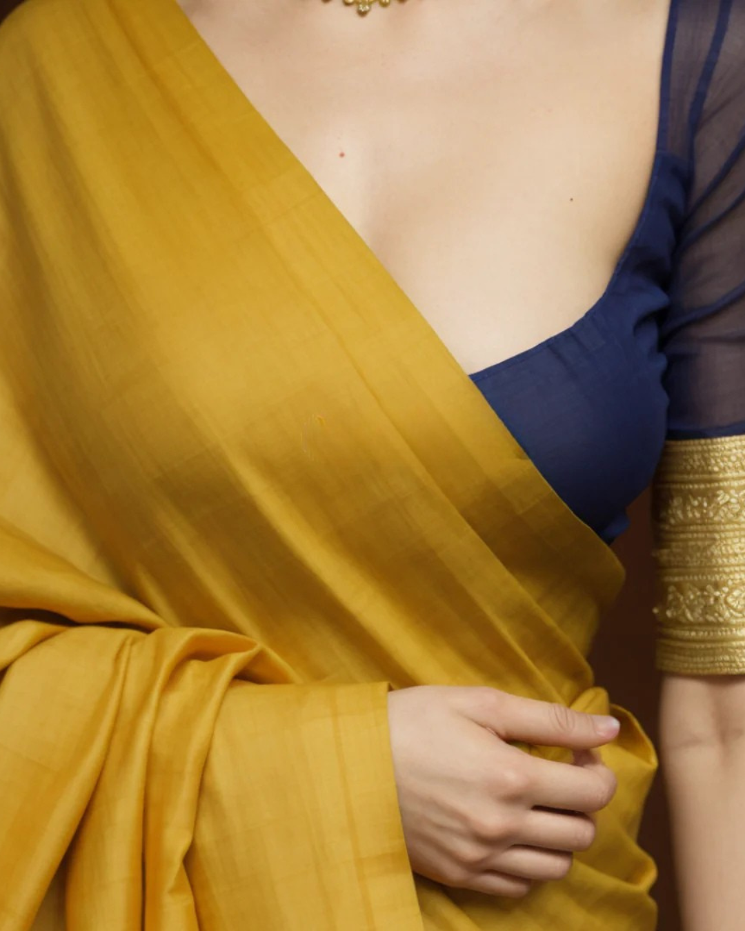 Luxe Whisper - Premium Muslin Saree