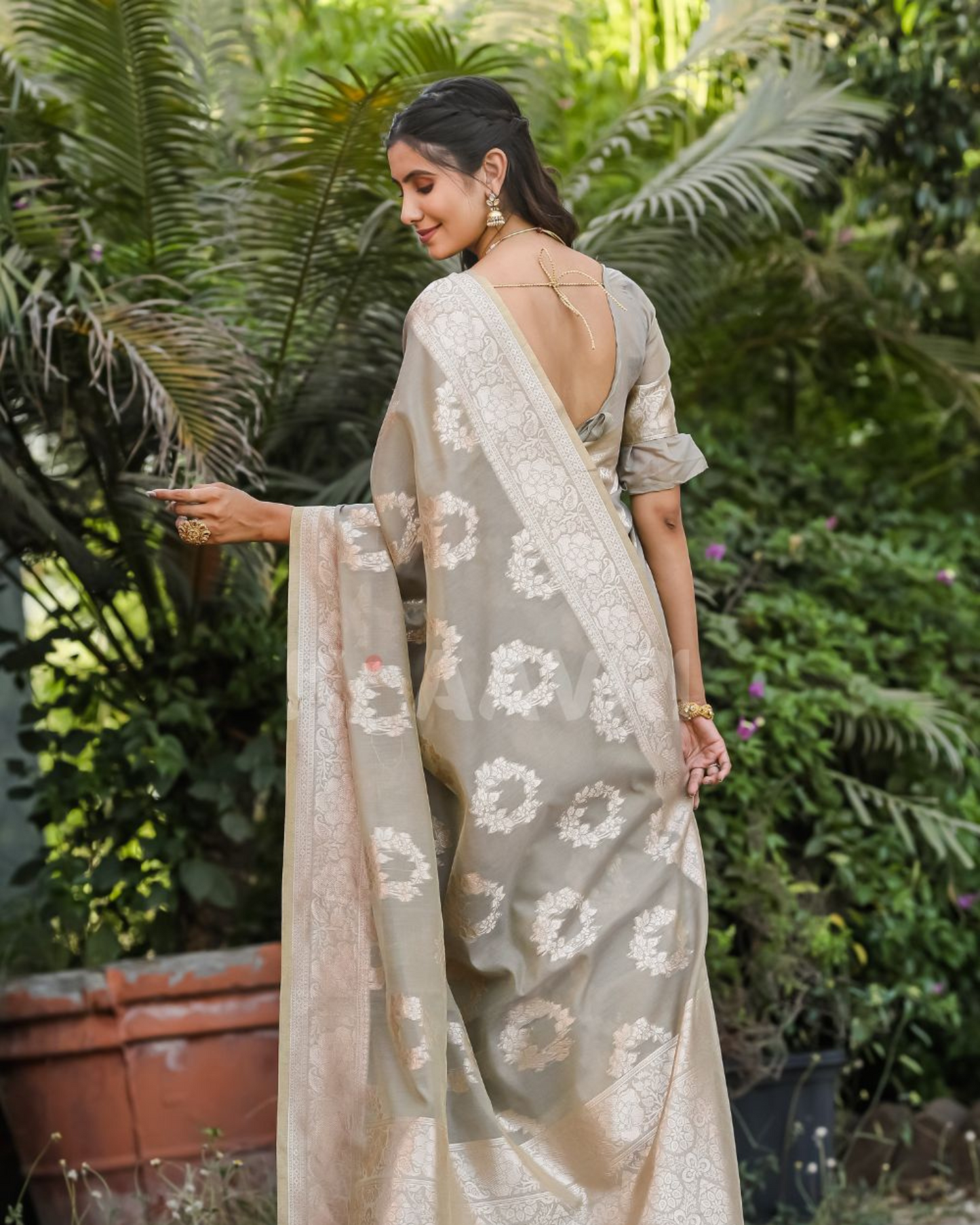 Vanilla Twilight - Dark Vanilla Chanderi Jacquard Saree