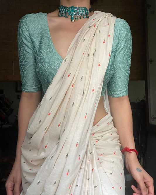 Ivory Blossom – Handwoven Chanderi Cotton Saree